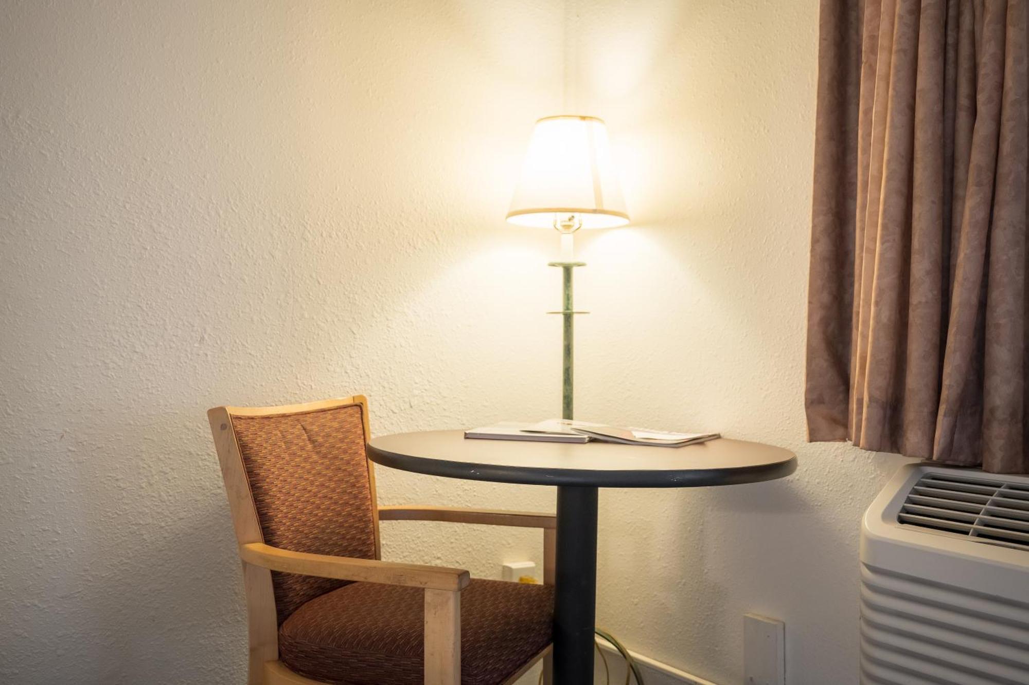 The Junction Hotel And Hostel Durango Room photo